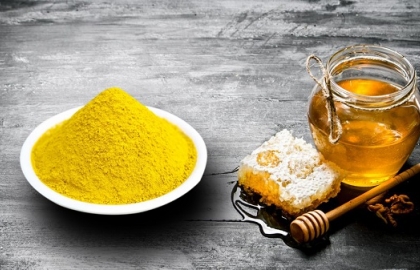 Thắc mắc làm đẹp đón Tết: Uống mật ong và nghệ có đẹp da không?